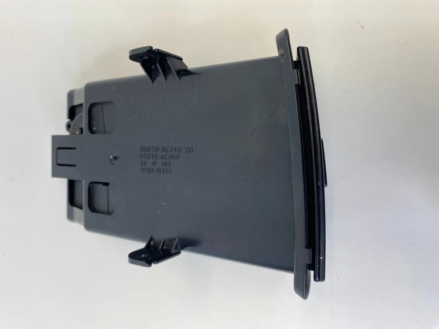 2004-2010 TOYOTA SIENNA CENTER CONSOLE DASH CUP HOLDER BEZEL TRIM 55620AE010 OEM