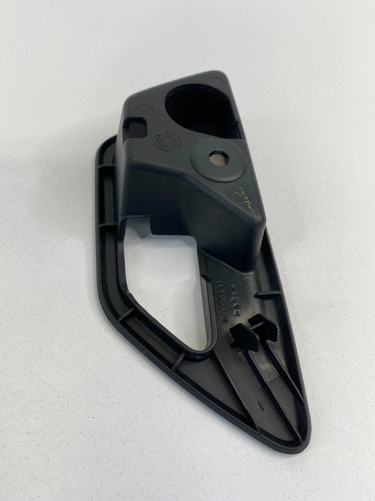 2009 2010 DODGE JOURNEY REAR LEFT INTERIOR DOOR HANDLE BEZEL TRIM 100000257 OEM