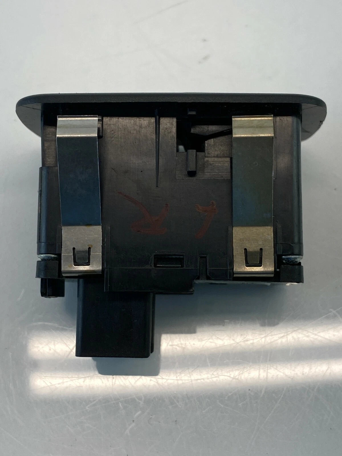 2008-2010 CHRYSLER TOWN & COUNTRY REAR LEFT DOOR POWER WINDOW SWITCH 04602539AB