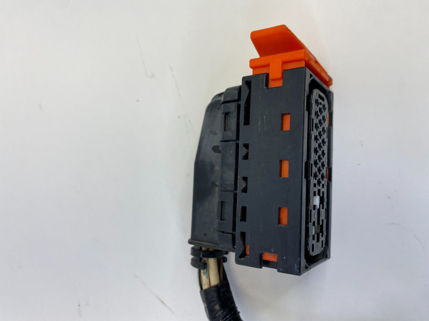 05-07 Honda Accord Sedan 2.4L L4 FWD AT ABS Anti Lock Brake Pump Connector OEM