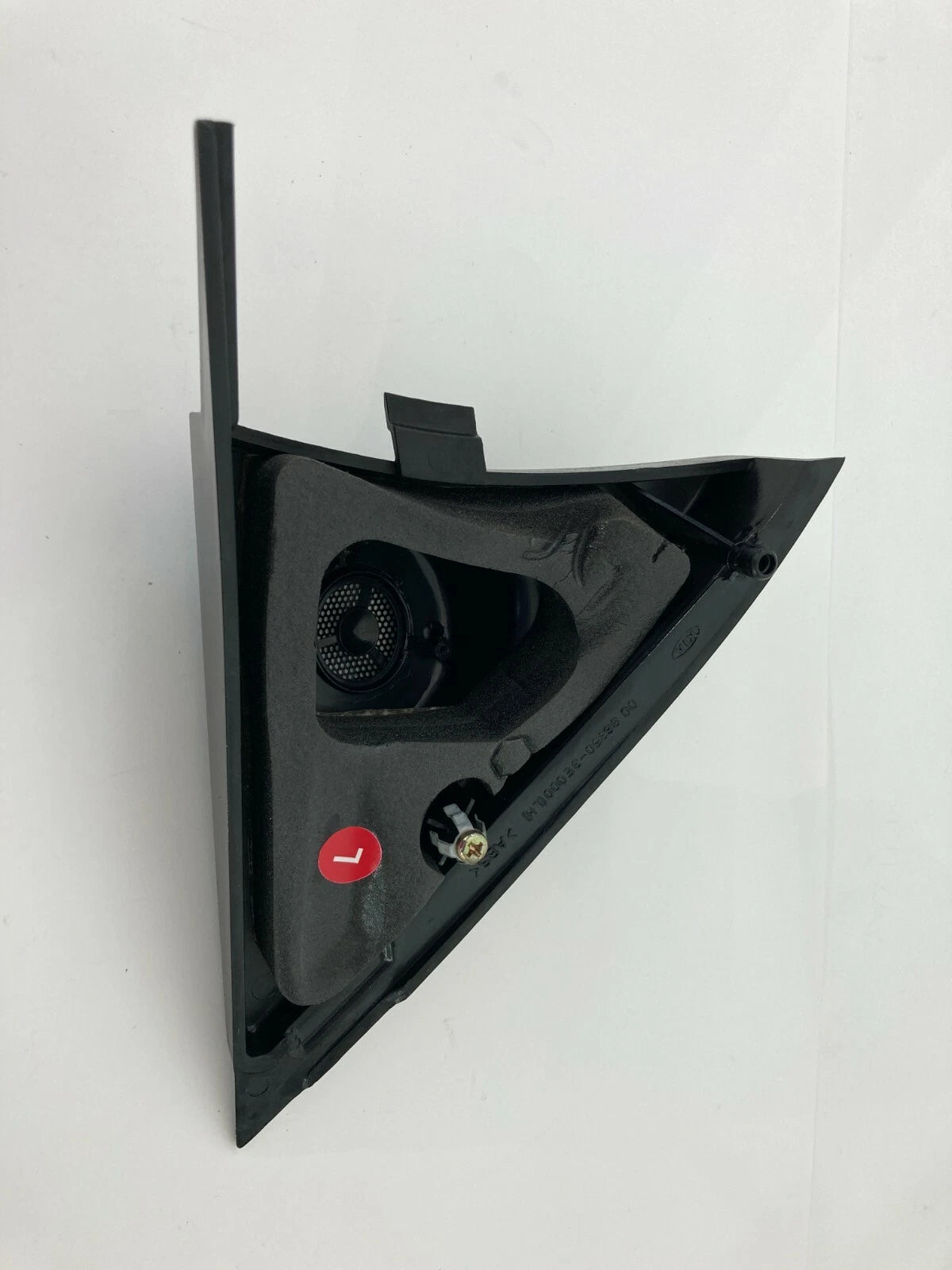 2003-2006 KIA SORENTO FRONT LH DOOR TWEETER SPEAKER COVER GRILLE OEM 963503E00