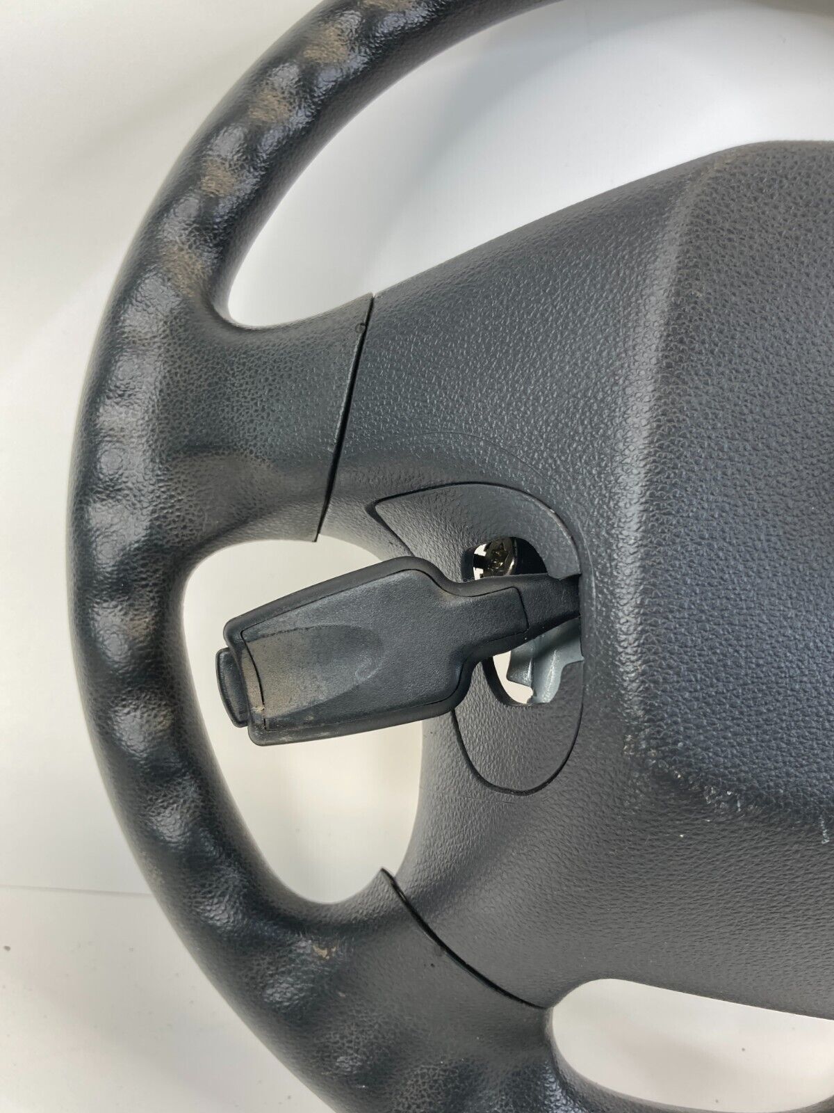 2005-2010 Kia Sportage Steering Wheel W/ Cruise Control Switch OEM