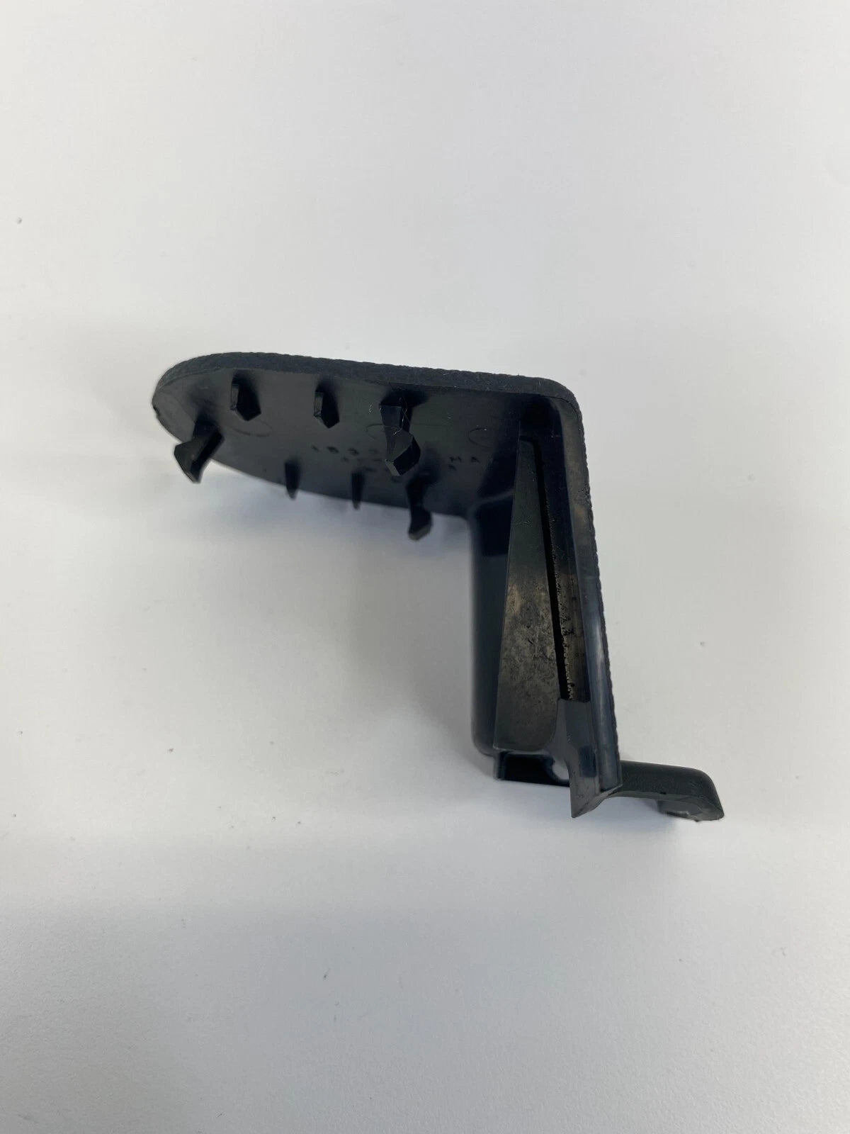 07-09 DODGE CALILBER FRONT RIGHT PASSENGER INTERIOR DOOR PANEL CAP 1BG36TRMAA