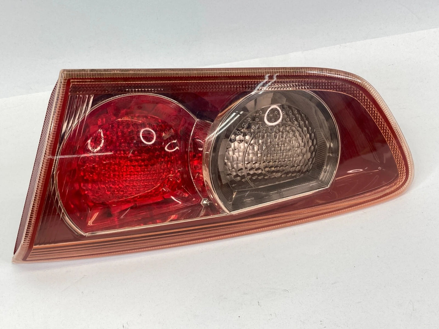 2008-2017 MITSUBISHI LANCER SEDAN REAR PASSENGER SIDE INNER TAILLIGHT LAMP OEM
