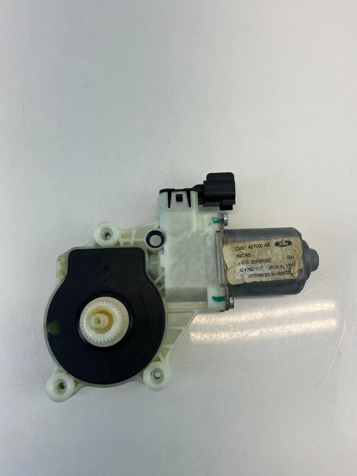 2012-2018 FORD FOCUS REAR RIGHT SIDE DOOR POWER WINDOW MOTOR CM51-A27000 2 PINS
