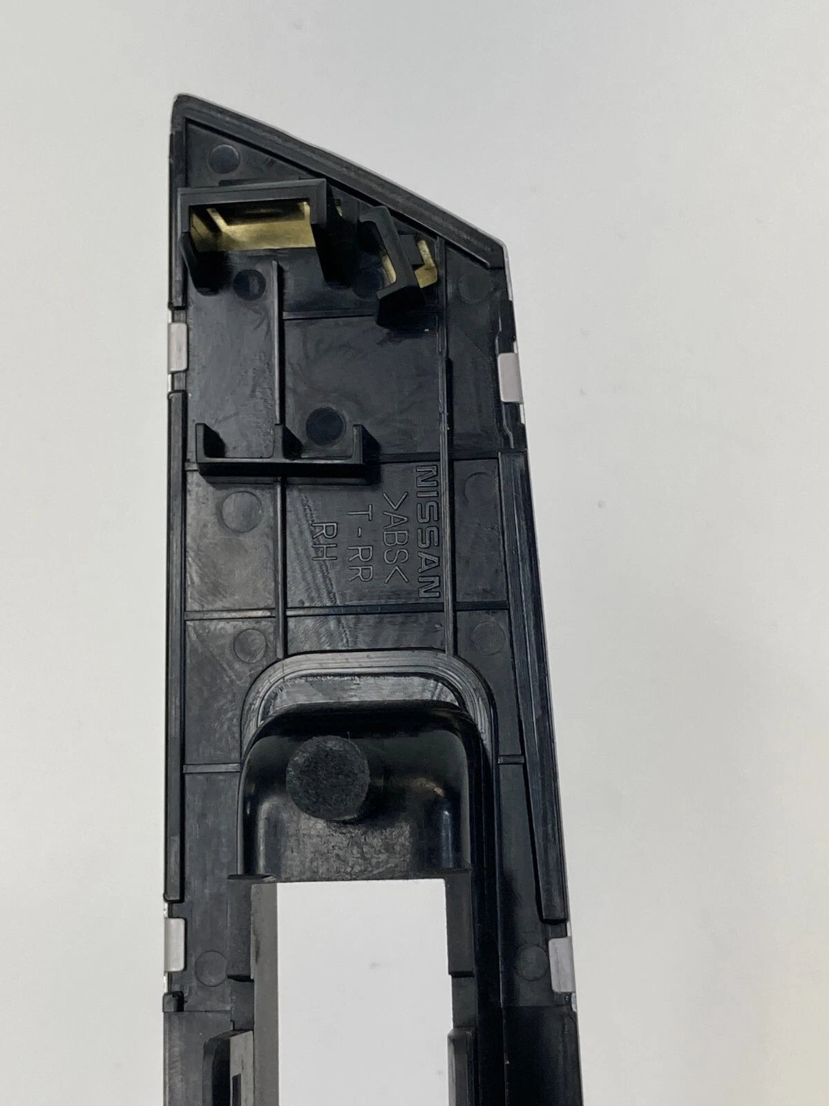 2003-2007 NISSAN MURANO REAR RIGHT SIDE DOOR WINDOW SWITCH BEZEL COVER TRIM