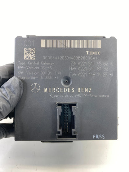 07-14 MERCEDES S-CLASS CL550 CENTRAL GATEWAY CONTROL MODULE UNIT 2215409562 OEM