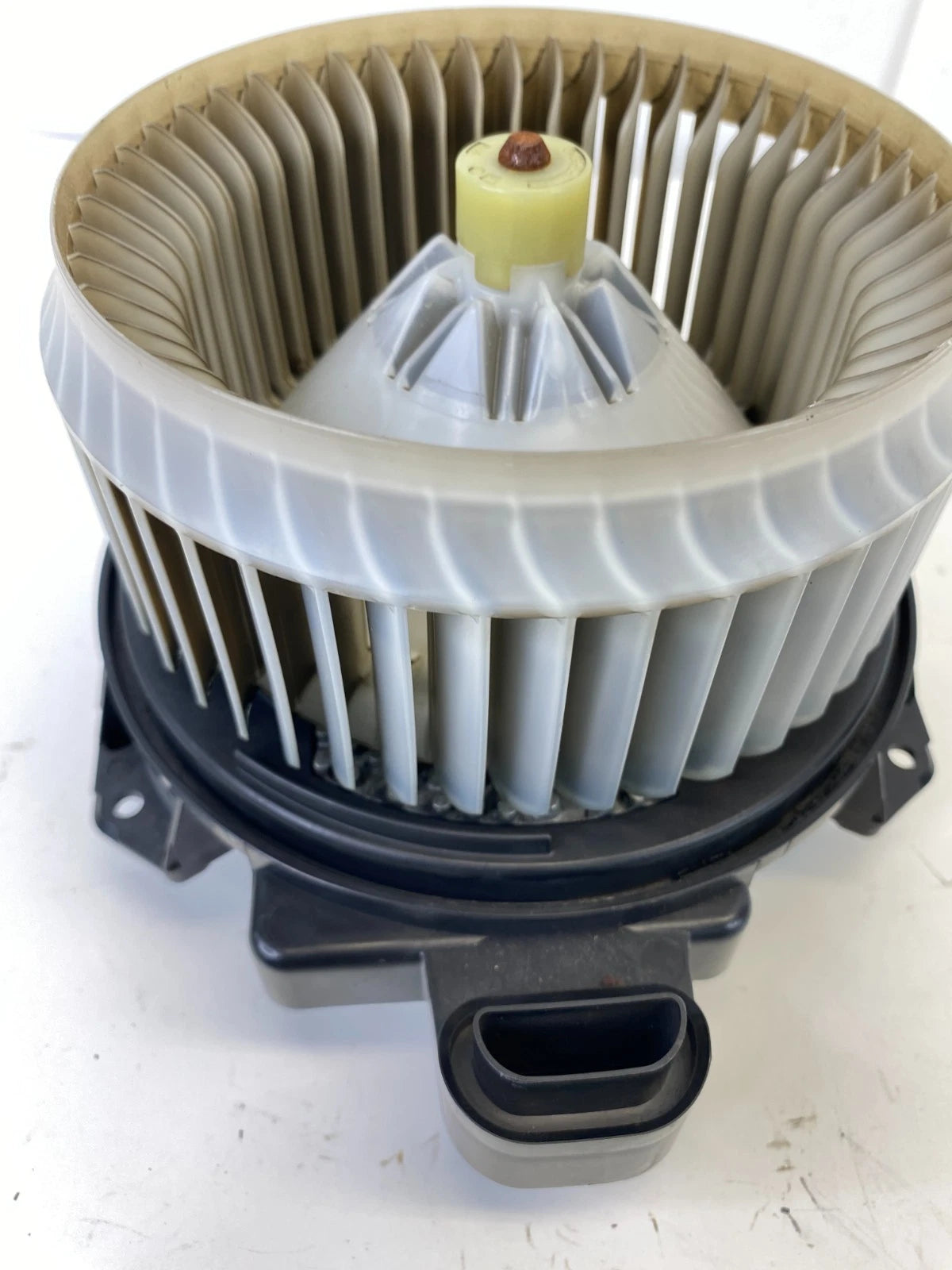 2014-2016 TOYOTA COROLLA BLOWER MOTOR HEATER AC FAN OEM FACTORY AY272700-8084