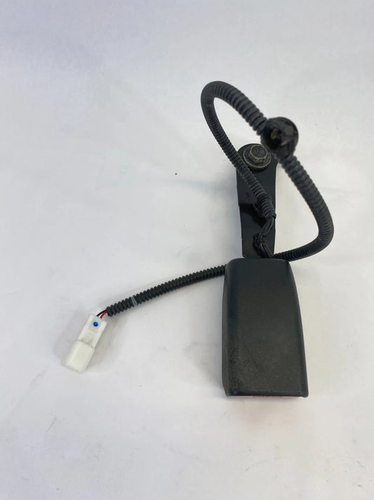 2009-2013 HONDA FIT HATCHBACK FRONT LEFT DRIVER SIDE SEAT BELT BUCKLE END OEM