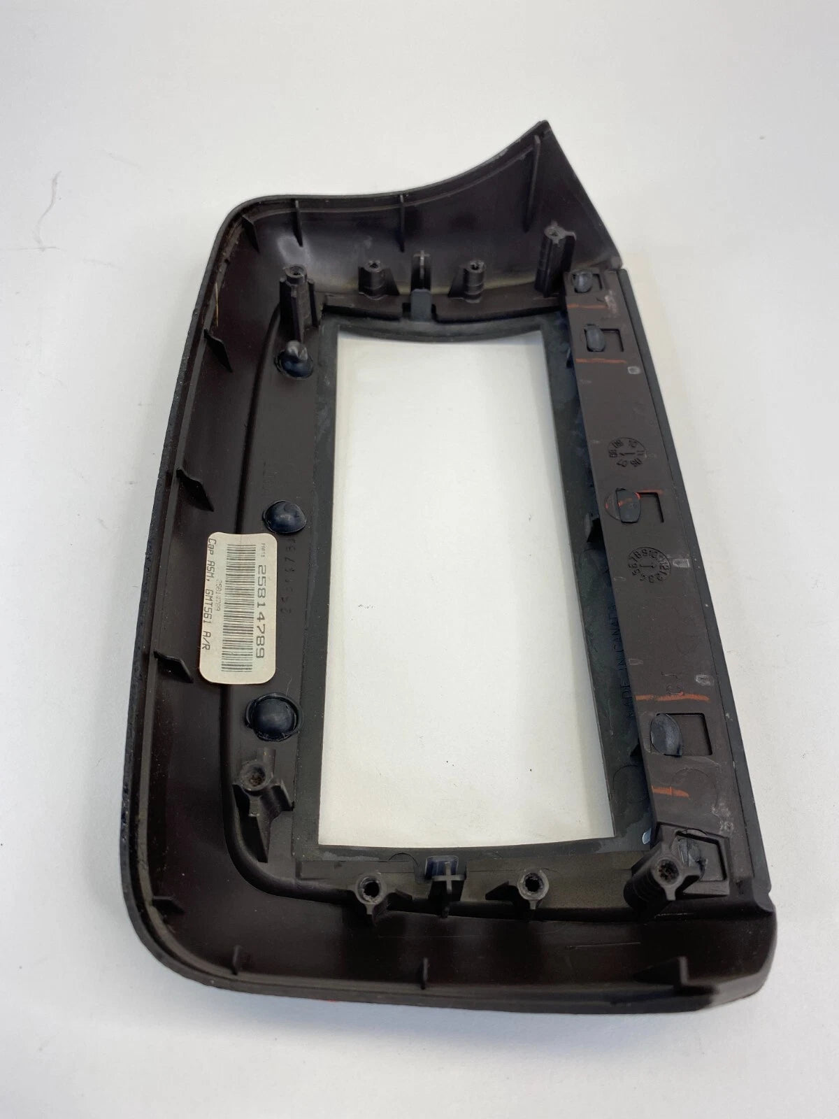 2008-2012 BUICK ENCLAVE REAR CENTER CONSOLE FLOOR TRIM BEZEL ASSEMBLY 25814789