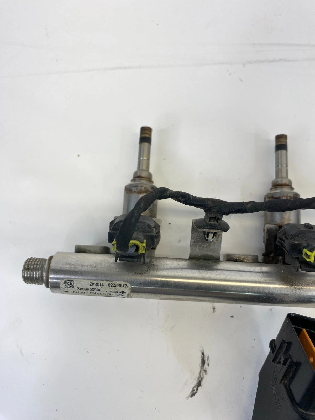 2012-2016 Kia Soul 1.6L L4 Fuel Injector Set W/ Rail 35350-2B110 OEM