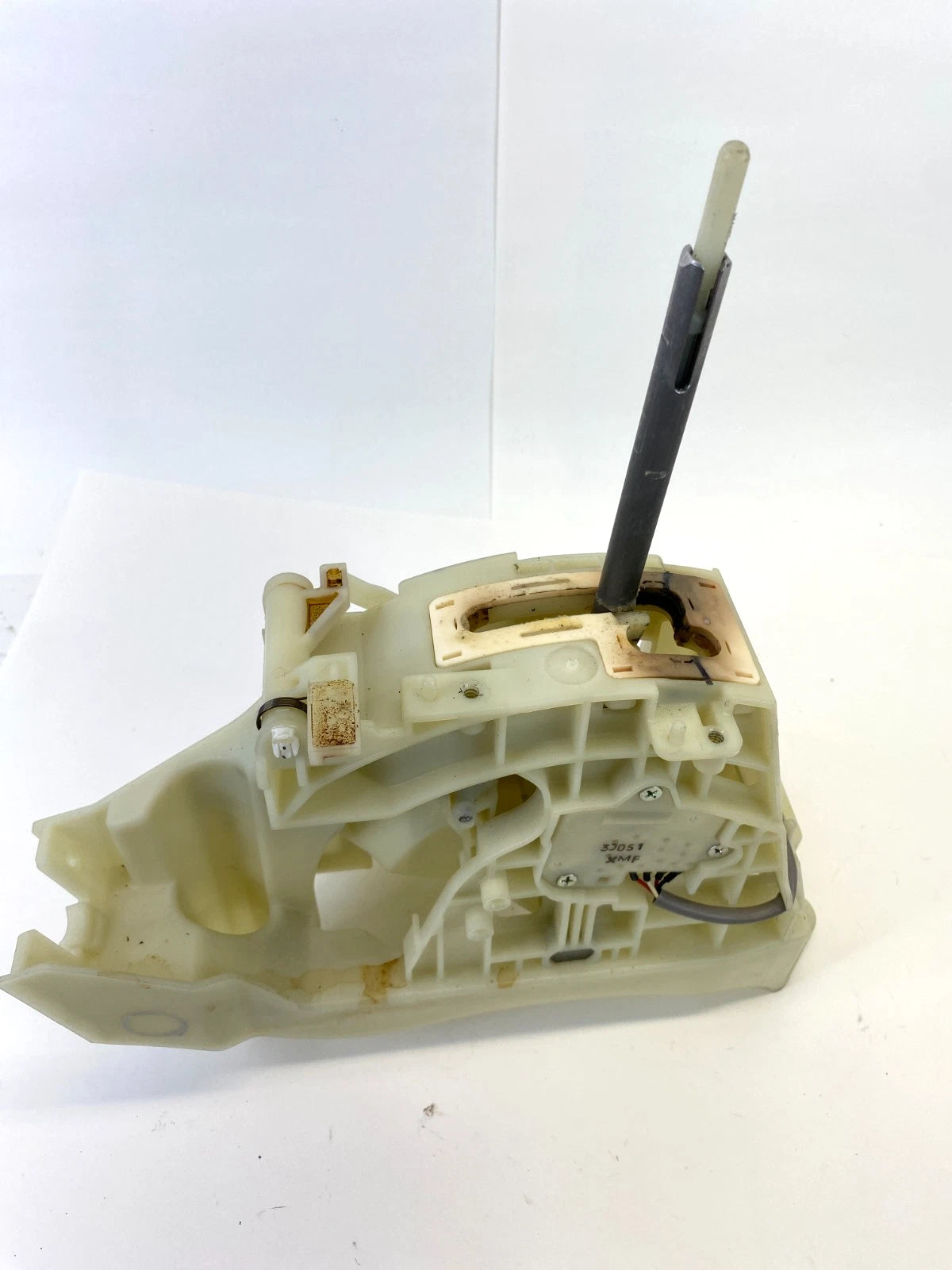 13 14 KIA SORENTO 3.3L AUTO TRANS FLOOR GEAR SHIFT LEVER SELECTOR 467001U230 OEM