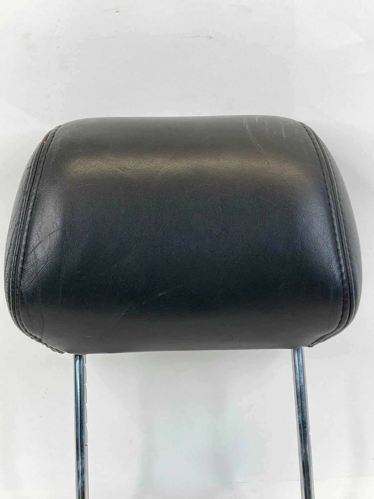 2005 2006 2007 CADILLAC CTS FRONT LEFT DRIVER SEAT HEADREST HEAD REST OEM