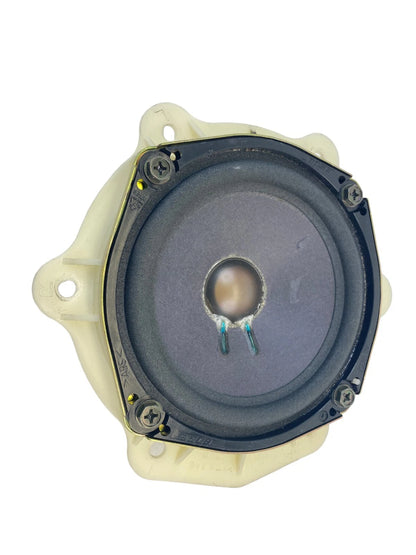 99-03 INFINITI QX4 REAR RIGHT SIDE AUDIO BOSE SPEAKER DOOR 28156-1W300 OEM