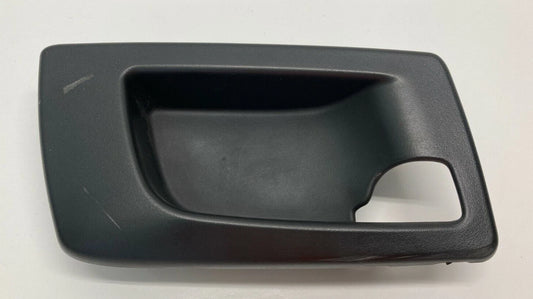 2003-2007 CADILLAC CTS REAR RIGHT SIDE INNER DOOR HANDLE BEZEL COVER 25752964