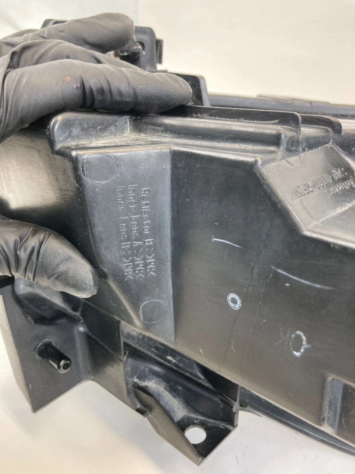 2010-2013 MAZDA 3 MAZDA3 DRIVER LEFT HEADLIGHT HEADLAMP HALOGEN BBM4-51040