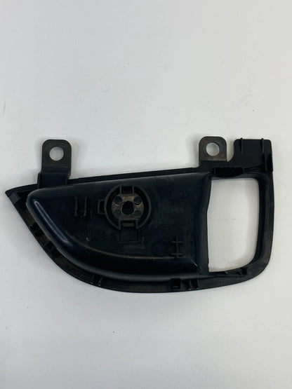 11-16 HYUNDAI ELANTRA FRONT LEFT DRIVER SIDE INNER DOOR HANDLE BEZEL 82611-MD000