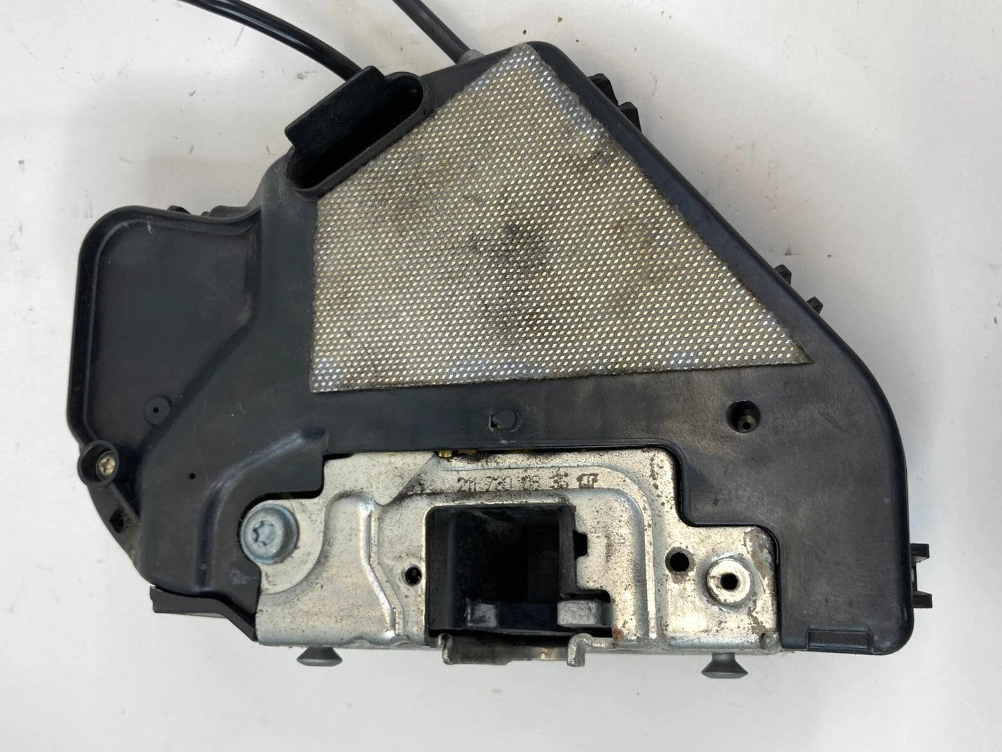 1996-2003 MERCEDES-BENZ E320 E 320 SEDAN REAR RIGHT DOOR LOCK LATCH 2117300835