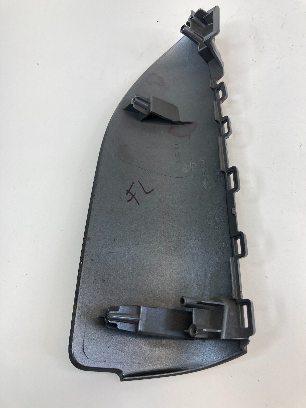 11-15 Nissan Juke Front Left Side Door Armrest Base Trim Cover 80941-1KA0A OEM