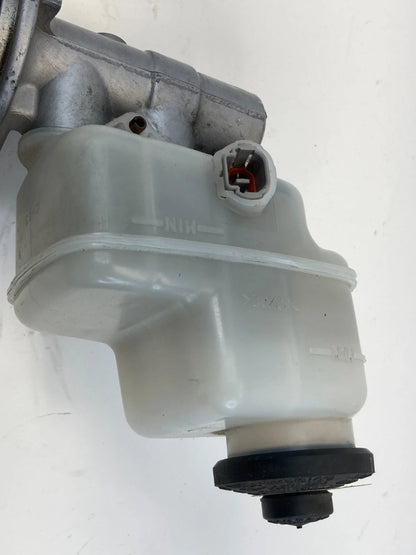 2006-2012 TOYOTA RAV4 BRAKE MASTER CYLINDER FLUID RESERVOIR W/ CAP OEM