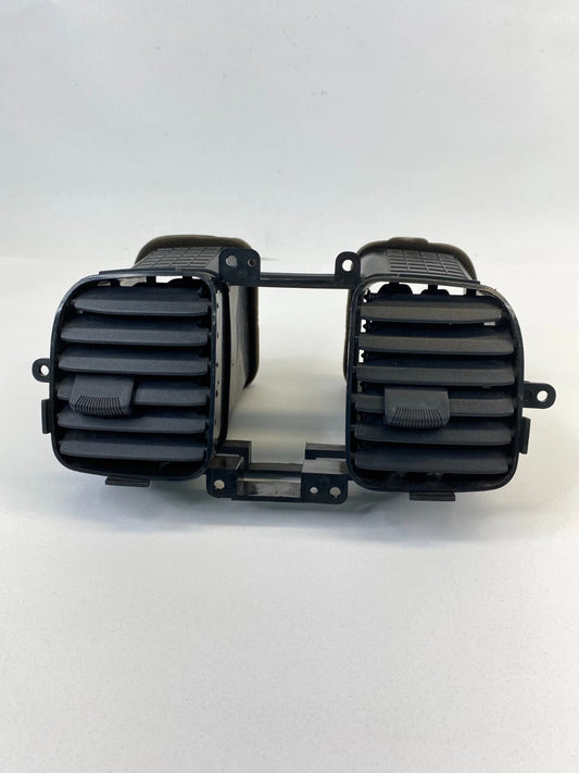 2002-2005 HYUNDAI SONATA CENTER DASH AC AIR VENT GRILLE DUCT 97410-3C000 OEM