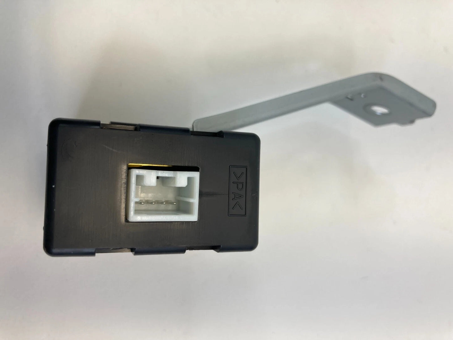 2011-2014 NISSAN JUKE THEFT LOCKING KEYLESS ENTRY CONTROL MODULE 1788D-FWC1U241