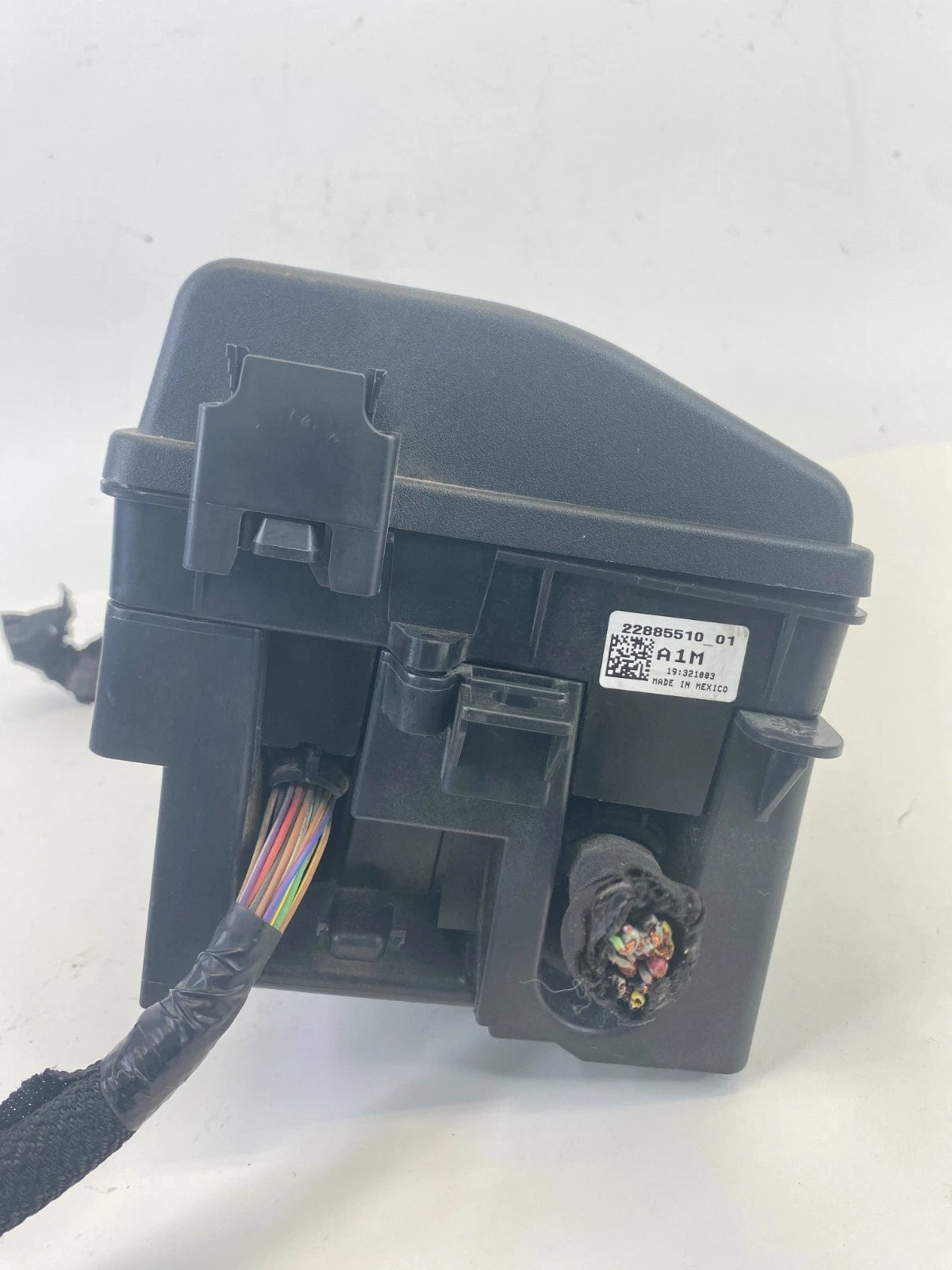 2013 BUICK LACROSSE 3.6L V6 AT ENGINE FUSE BOX RELAY JUNCTION BLOCK 22885510 OEM