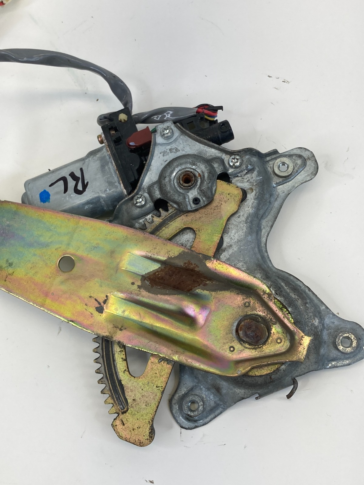 99-03 Lexus RX300 Rear Left Side Door Power Window Regulator & Motor 85710-48030