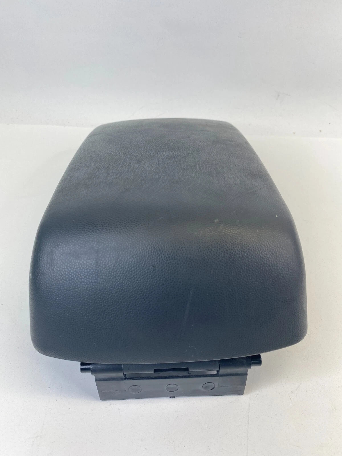 2007 2008 2009 MAZDA 3 MAZDA3 CENTER CONSOLE LID ARMREST ARM REST OEM