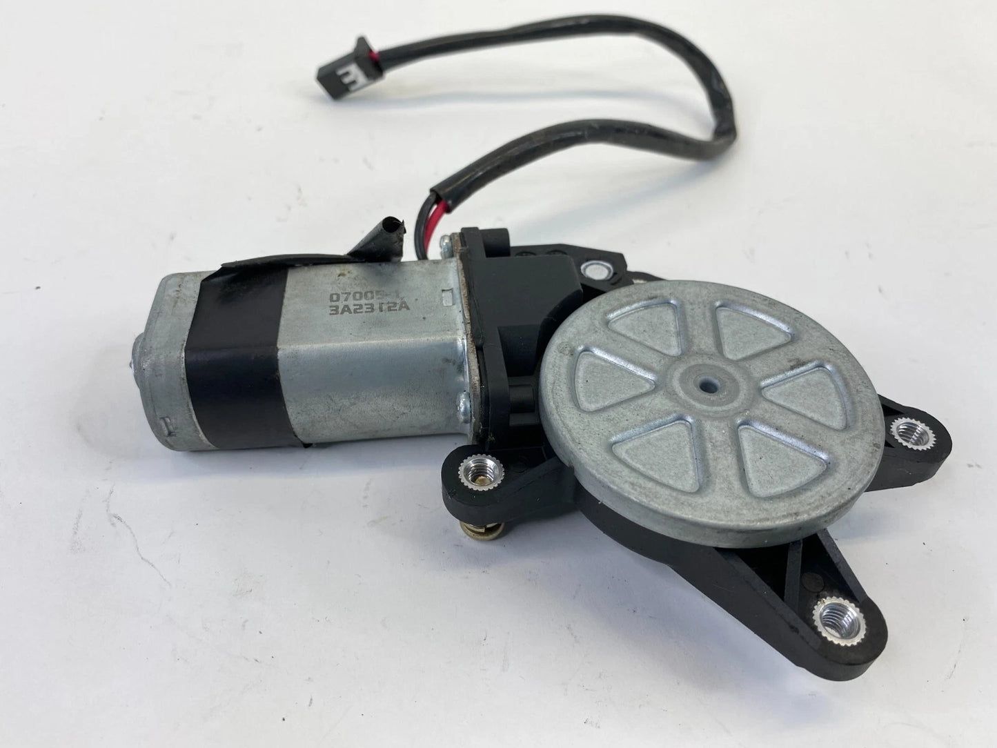 2000-2006 MAZDA MPV FRONT LEFT DRIVER SIDE DOOR POWER WINDOW MOTOR OEM
