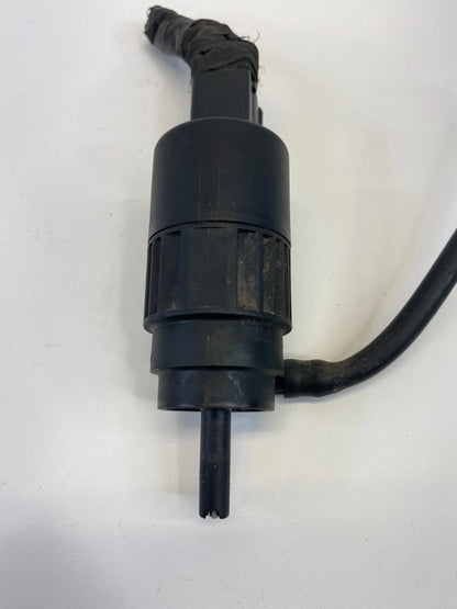 2012-2015 CHEVROLET CAPTIVA SPORT WINDSHIELD WASHER RESERVOIR PUMP MOTOR OEM