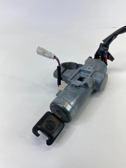 2004 04 Nissan Xterra 3.3L 12V 4WD AT Ignition Switch Lock Cylinder & Key OEM