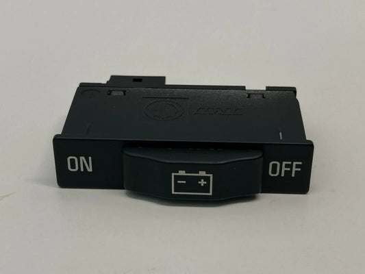02-05 BMW 745I 745LI POWER BATTERY DISTRIBUTION SWITCH CONTROL BUTTON 6131837959