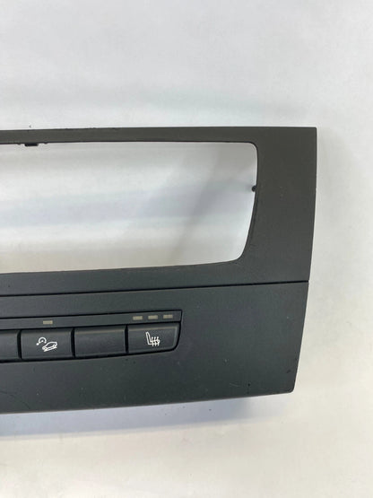 07 08 BMW 335XI CENTER CONSOLE RADIO COVER TRIM BUTTON SWITCH 51459120979 OEM