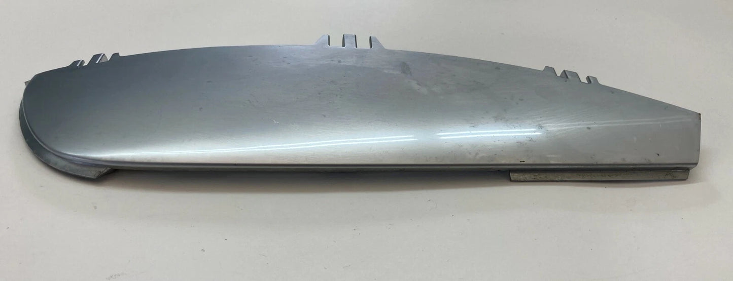 2006-2012 MERCEDES-BENZ R320 R350 REAR CENTER CONSOLE RIGHT SLIDING PLATE COVER