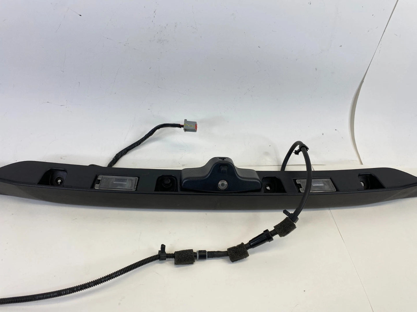 2016-2019 Ford Explorer Police Rear Trunk Tailgate Molding Bezel w/ Camera OEM