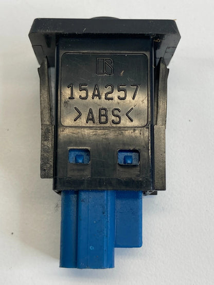 2002 2003 LEXUS ES300 2004-2006 LEXUS ES330 TRUNK OPENER SWITCH BUTTON OEM