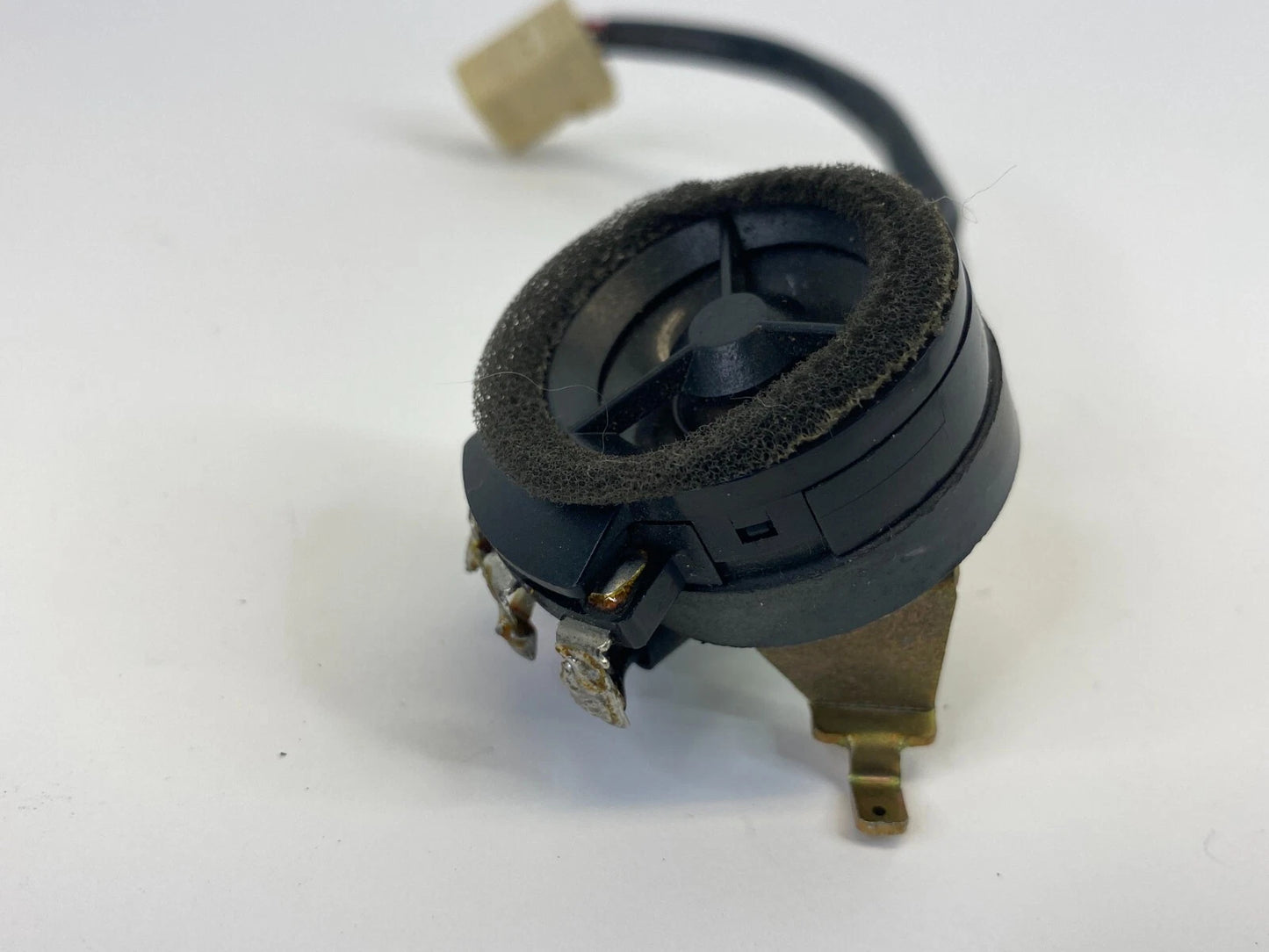 01-05 TOYOTA RAV4 FRONT RIGHT PASSENGER DOOR AUDIO TWEETER SPEAKER 13KH26LR2 OEM