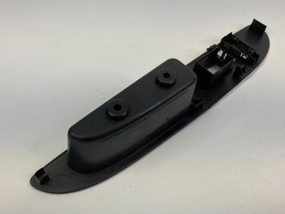 2005 2006 BUICK TERRAZA FRONT RIGHT DOOR WINDOW SWITCH COVER TRIM BEZEL 15196150