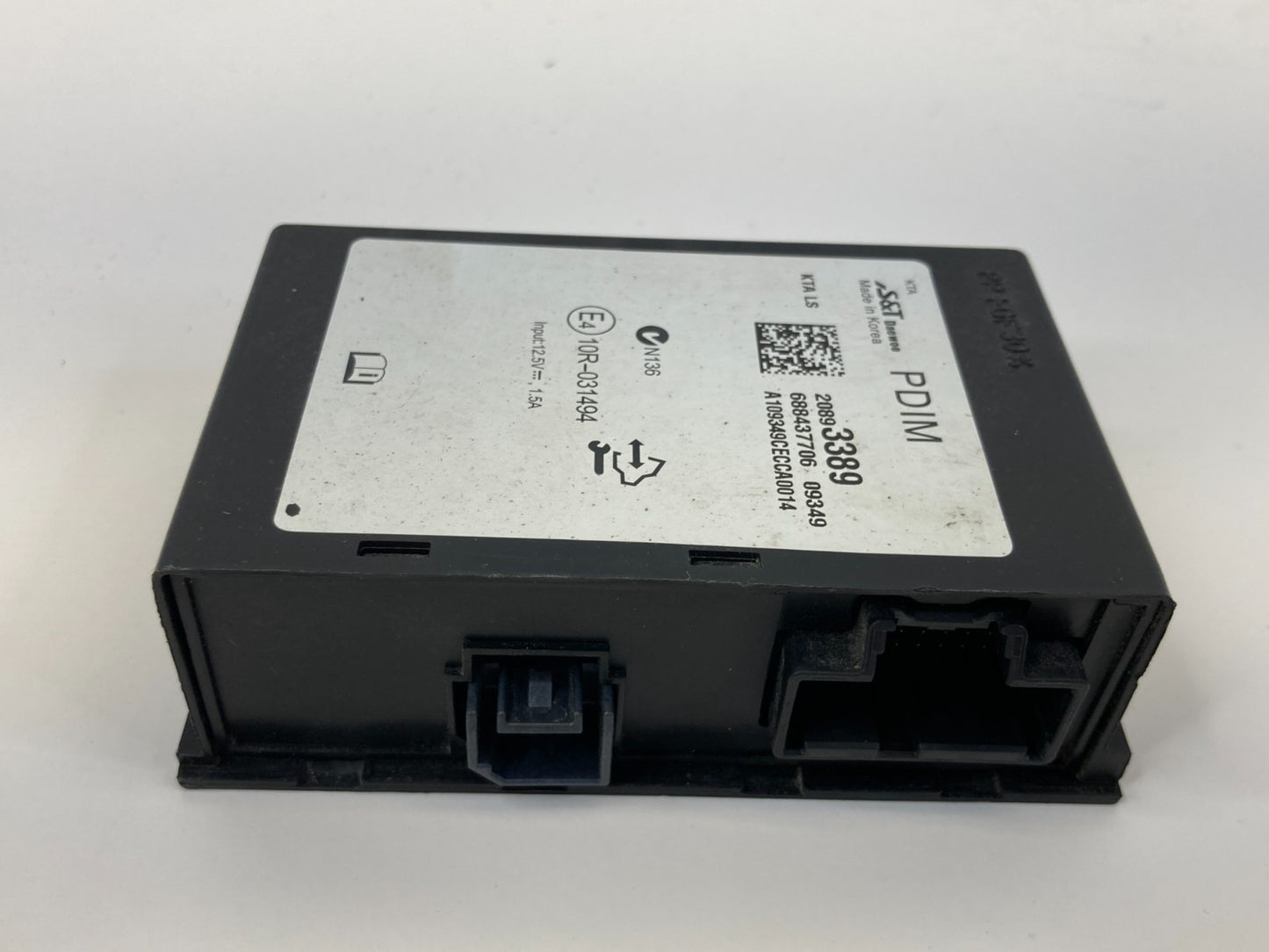 2010-2017 GMC Terrain Multi Media Player Interface Module Unit 20893389 OEM