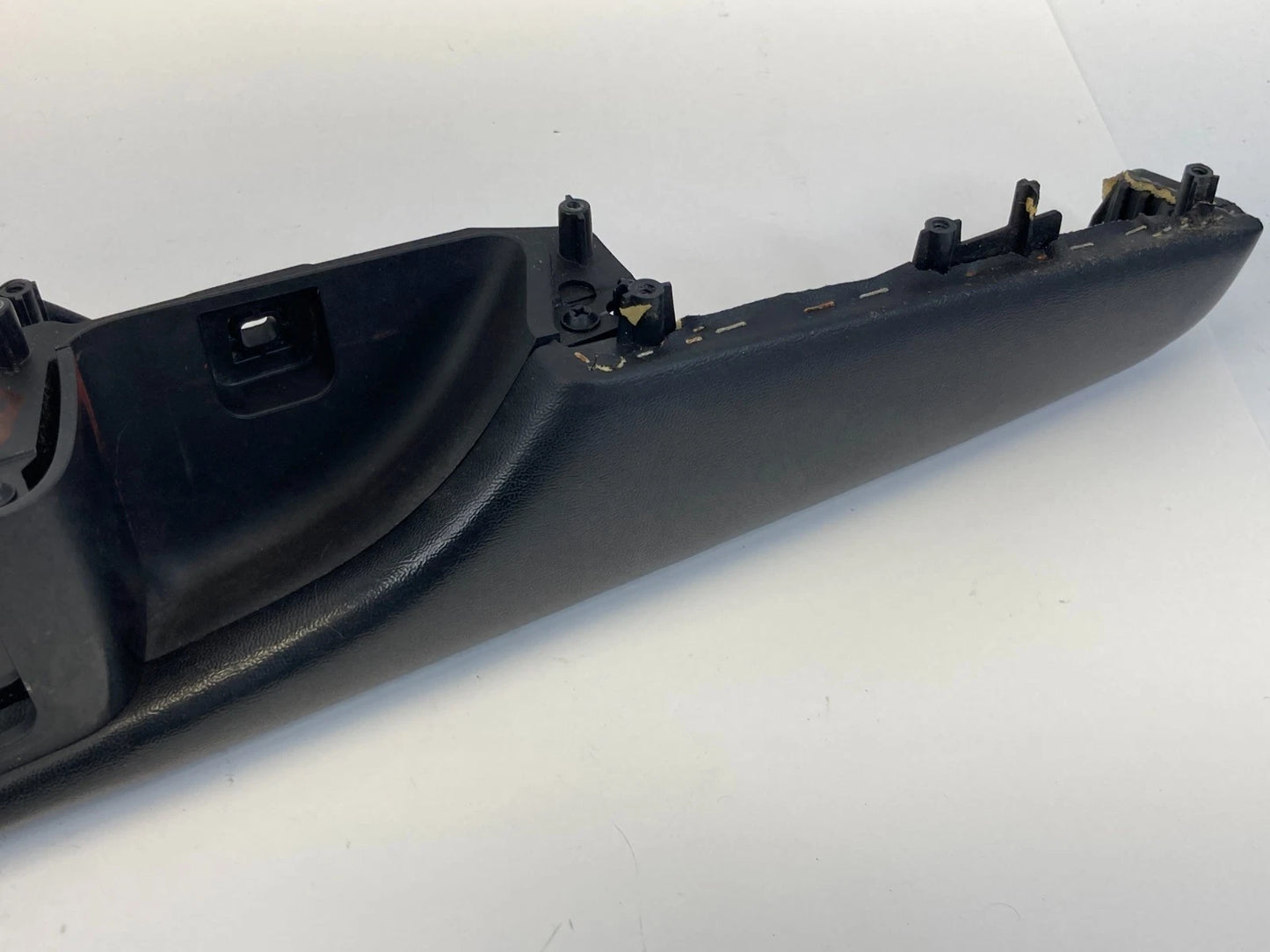 2013 Dodge Dart Front Right Side Arm Rest Armrest Door Panel w/o Window Switch
