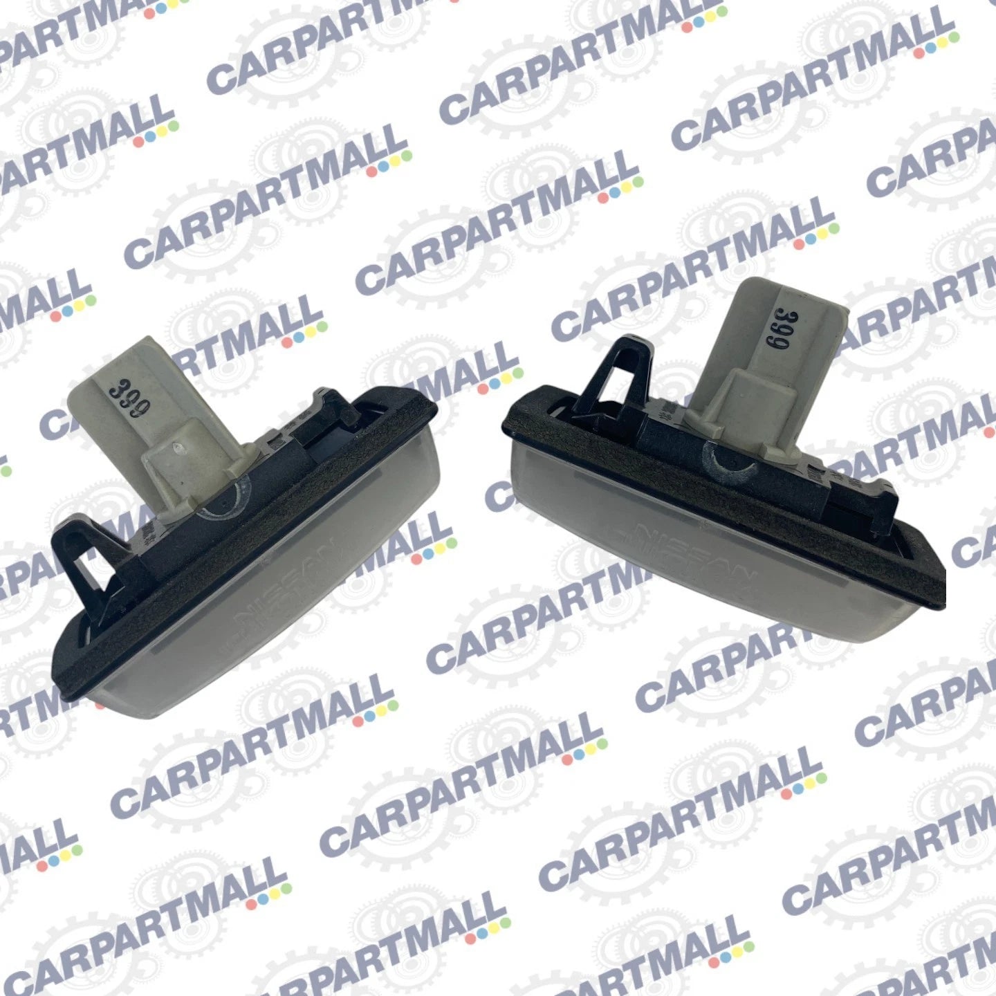 08-13 2008-2013 Nissan Rogue Rear Trunk License Plate Light Lamp Assembly OEM