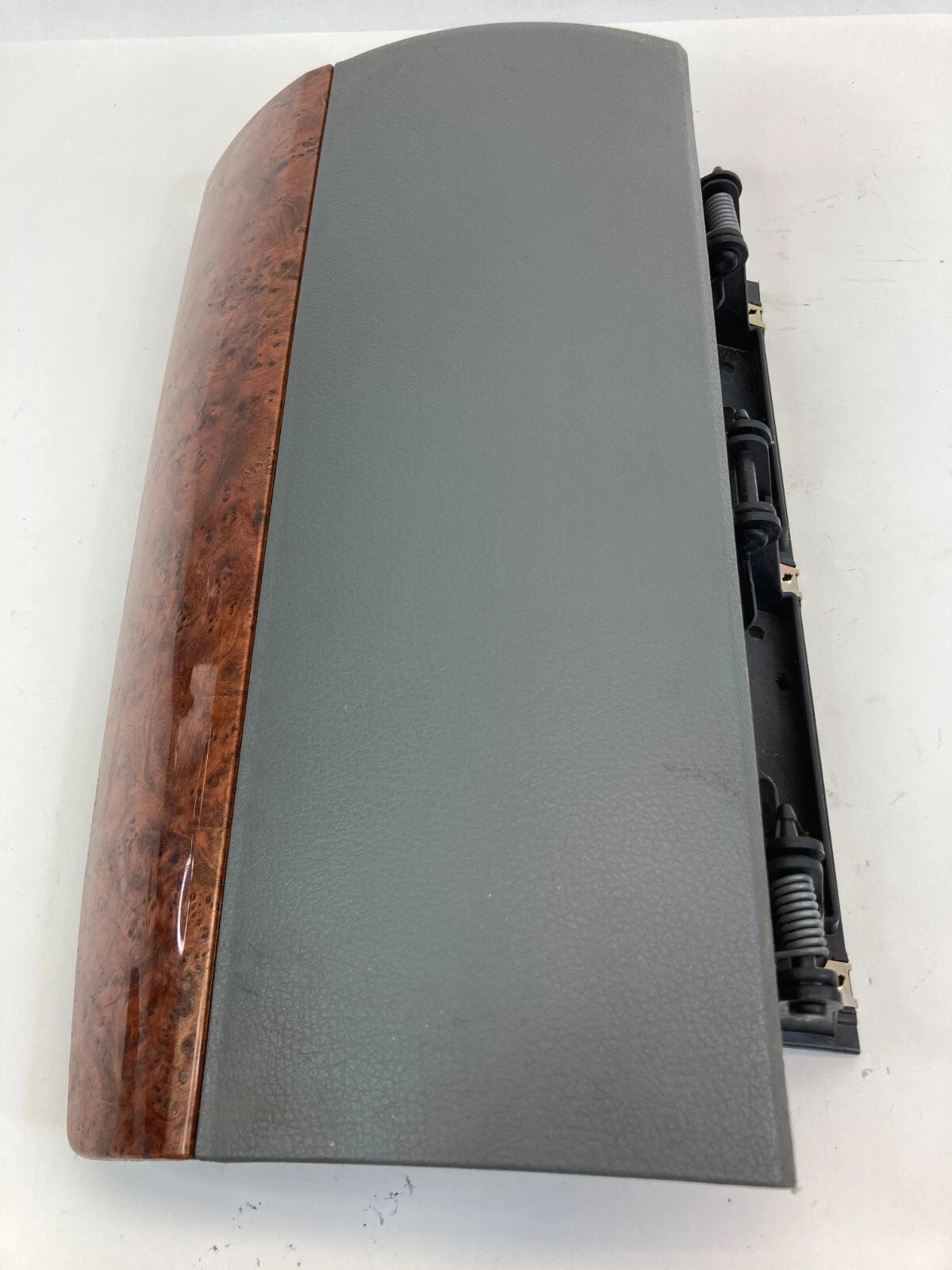 2008-2010 GRAND CARAVAN TOWN & COUNTRY UPPER GLOVE BOX STORAGE DOOR LID OEM