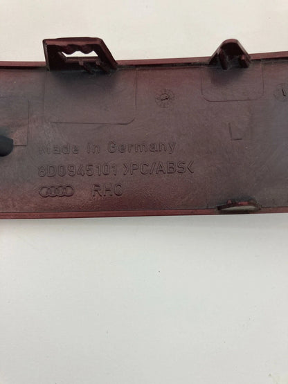 96-01 AUDI A4 QUATTRO 00-02 AUDI S4 REAR LEFT TAILLIGHT LOWER TRIM MOLDING PANEL