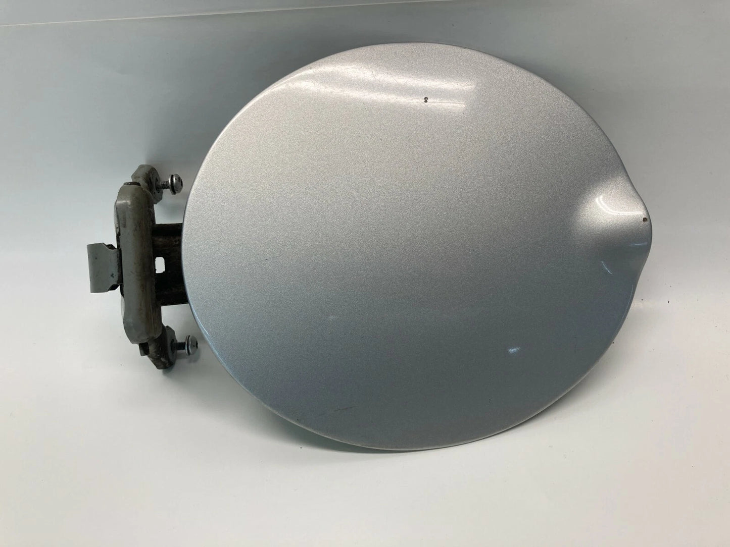 1998 1999 2000 2001 2002 2003 FORD ESCORT SEDAN FUEL FILLER DOOR GAS LID COVER