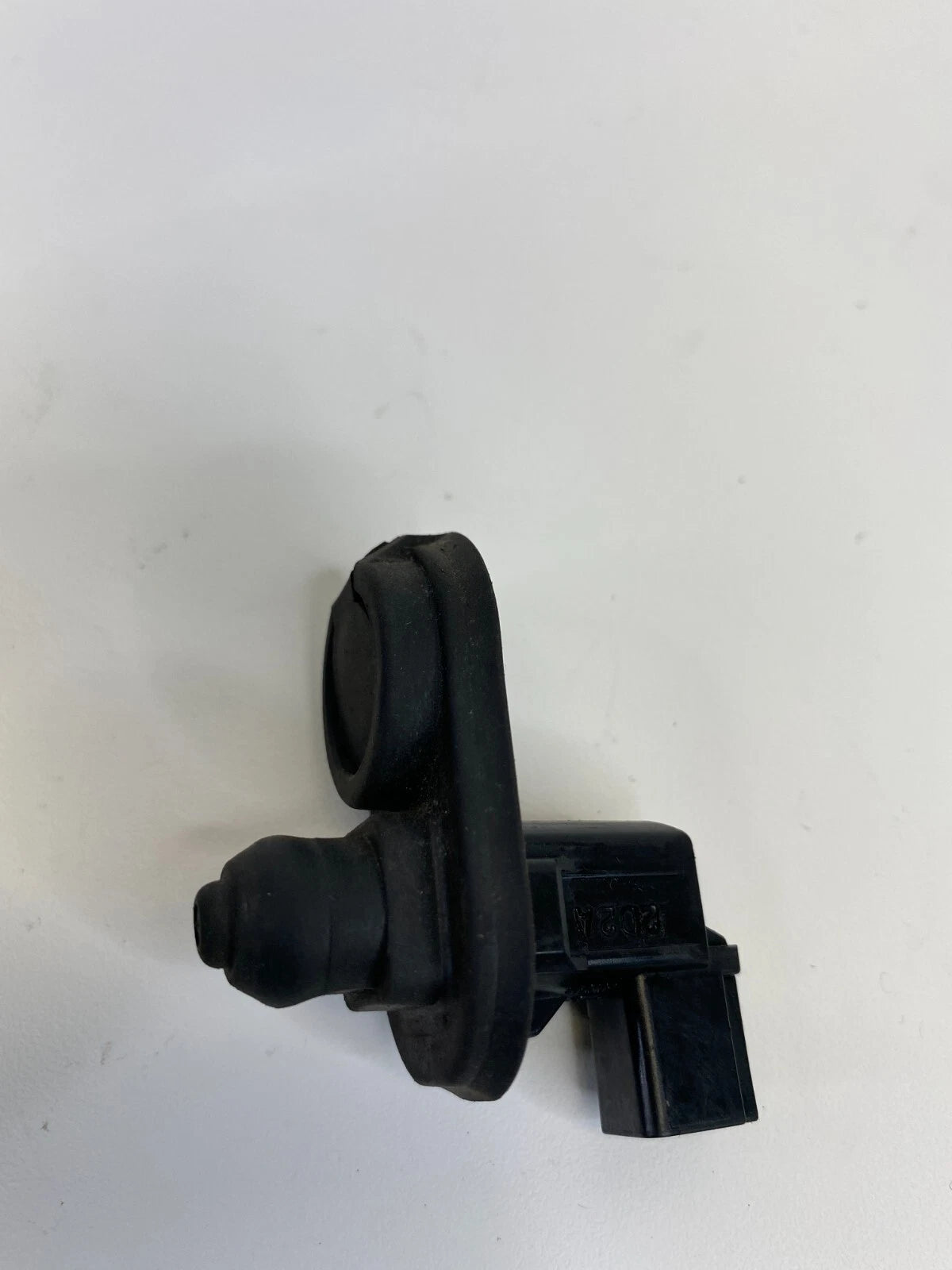 2003-2011 HONDA ELEMENT FRONT RIGHT PASSENGER SIDE DOOR JAMB AJAR LIGHT SWITCH