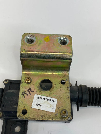 2001-2003 CHRYSLER PT CRUISER REAR RIGHT DOOR LOCK MOTOR ACTUATOR 05027178AA OEM