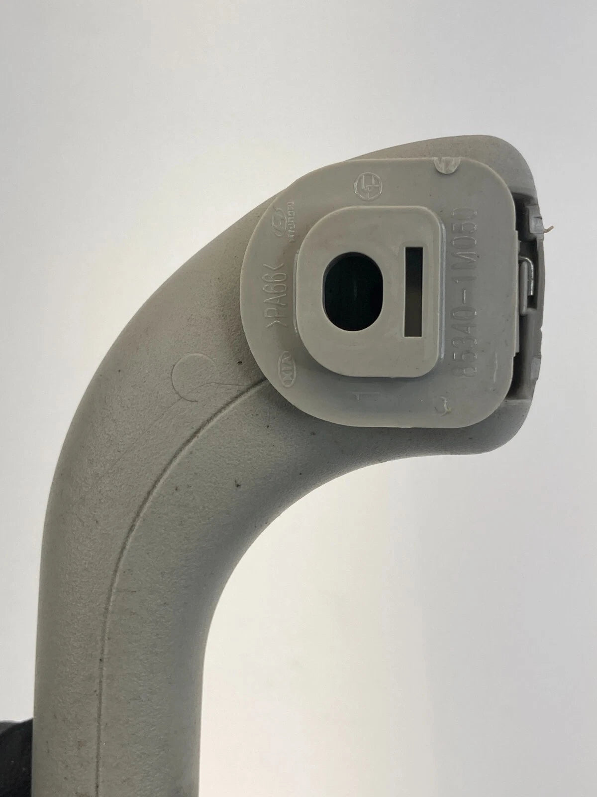 2010-2013 KIA FORTE ROOF FRONT RIGHT PASSENGER SIDE GRAB GRIP ASSIST HANDLE OEM