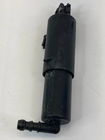 2006 BMW 330I 325I 325XI FRONT LEFT HEADLIGHT WASHER NOZZLE LH 7179311-01 OEM