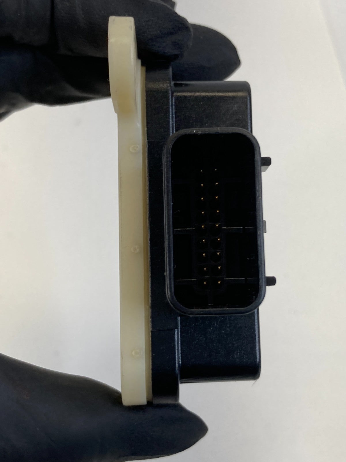 2009-2011 Jaguar XF Front Right Seat Occupancy Weight Sensor Control Module OEM